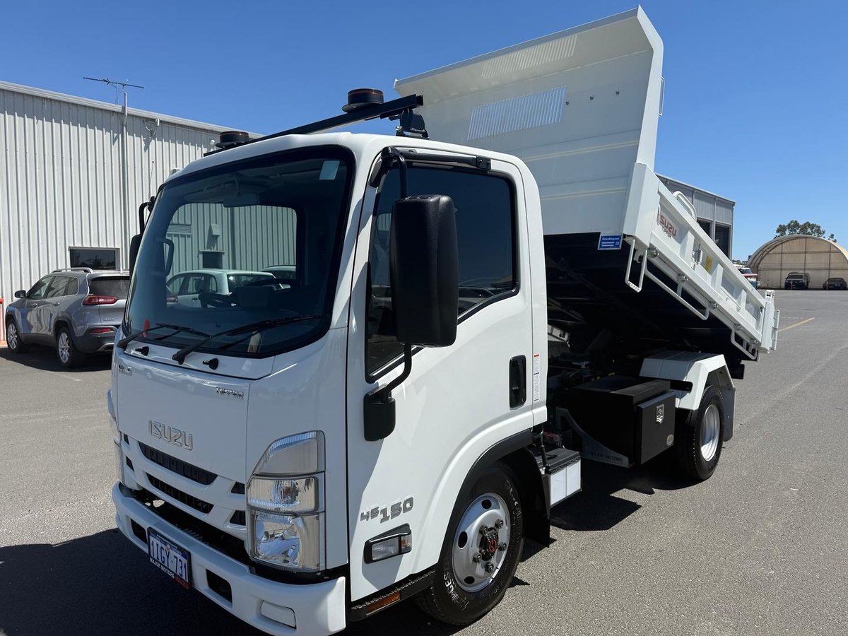 2024 Isuzu N Series Nls 45-150 Manual, 4x4, Tipper image 3
