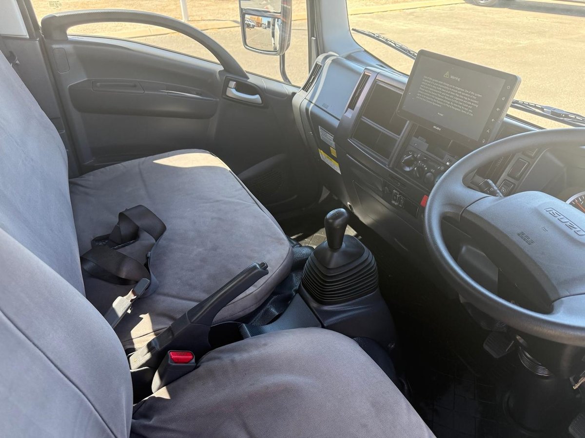 2024 Isuzu N Series Nls 45-150 Manual, 4x4, Tipper image 14