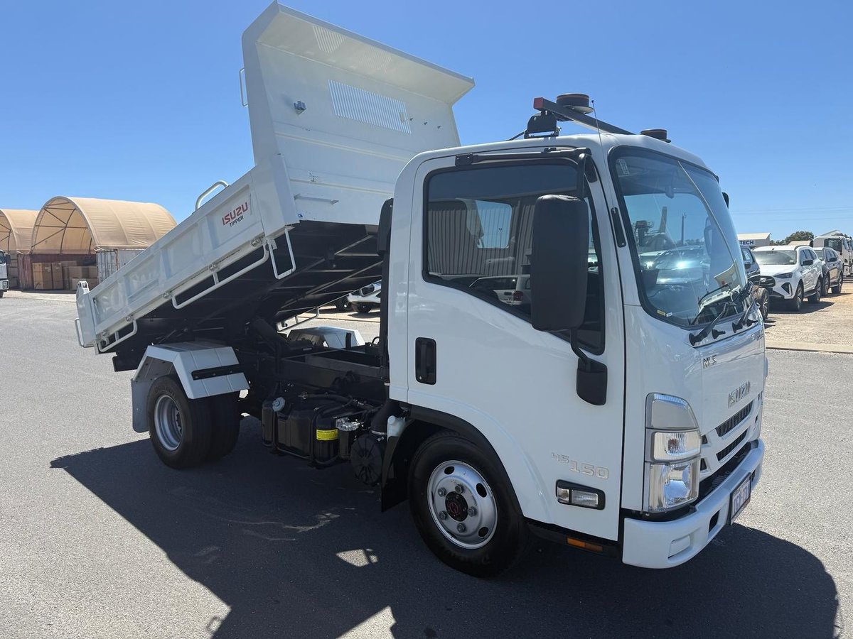 2024 Isuzu N Series Nls 45-150 Manual, 4x4, Tipper image 7