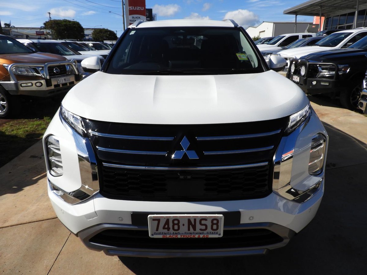 2025 Mitsubishi Outlander LS ZM MY25 AWD image 2
