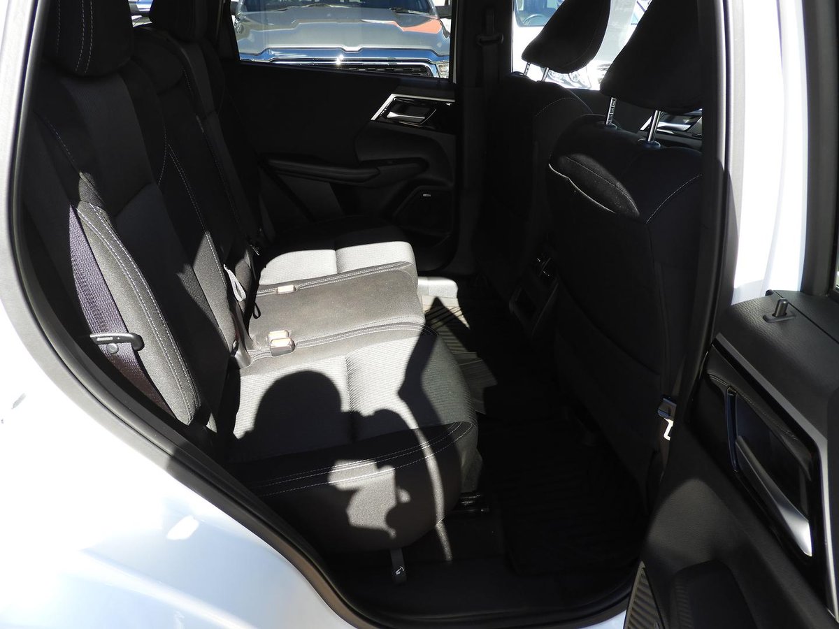 2025 Mitsubishi Outlander LS ZM MY25 AWD image 10