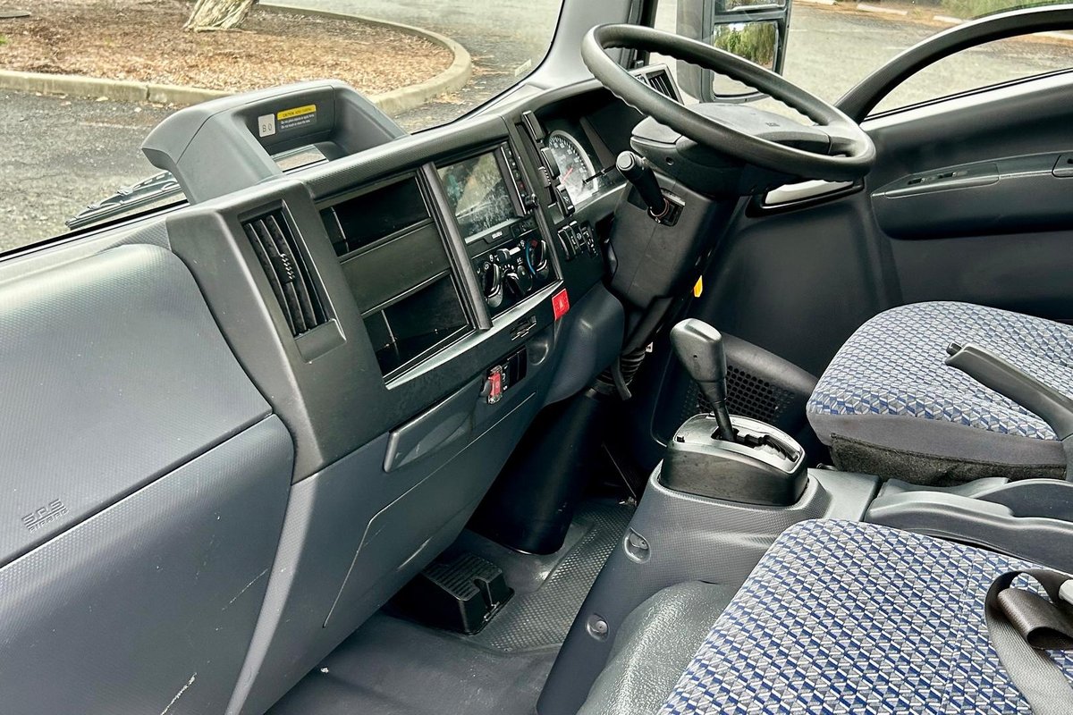 2022 Isuzu N Series Nnr 45-150 image 28