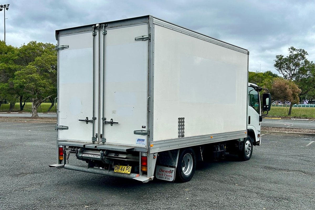 2022 Isuzu N Series Nnr 45-150 image 3