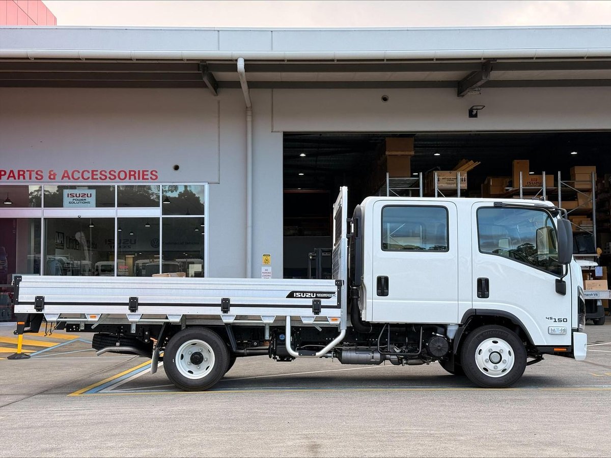 2026 Isuzu N Series image 8