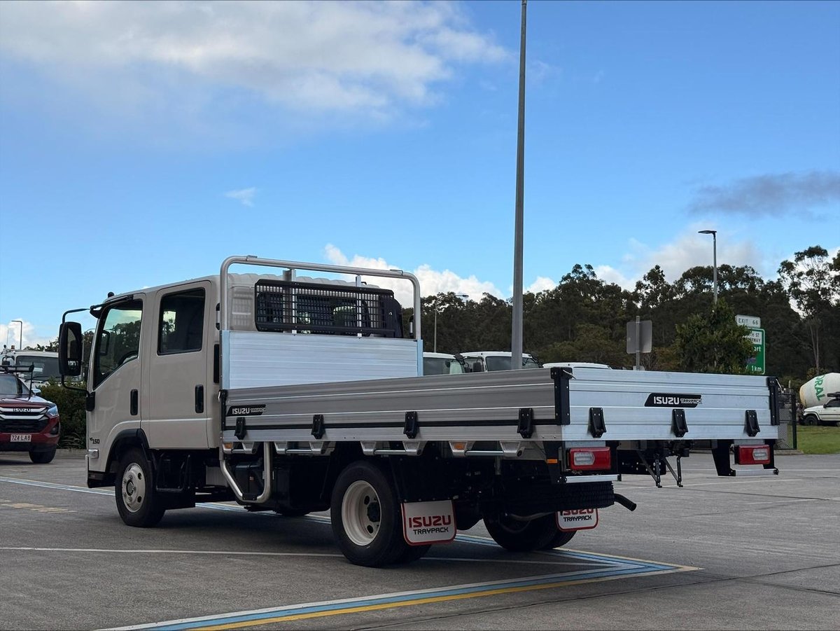 2026 Isuzu N Series image 5