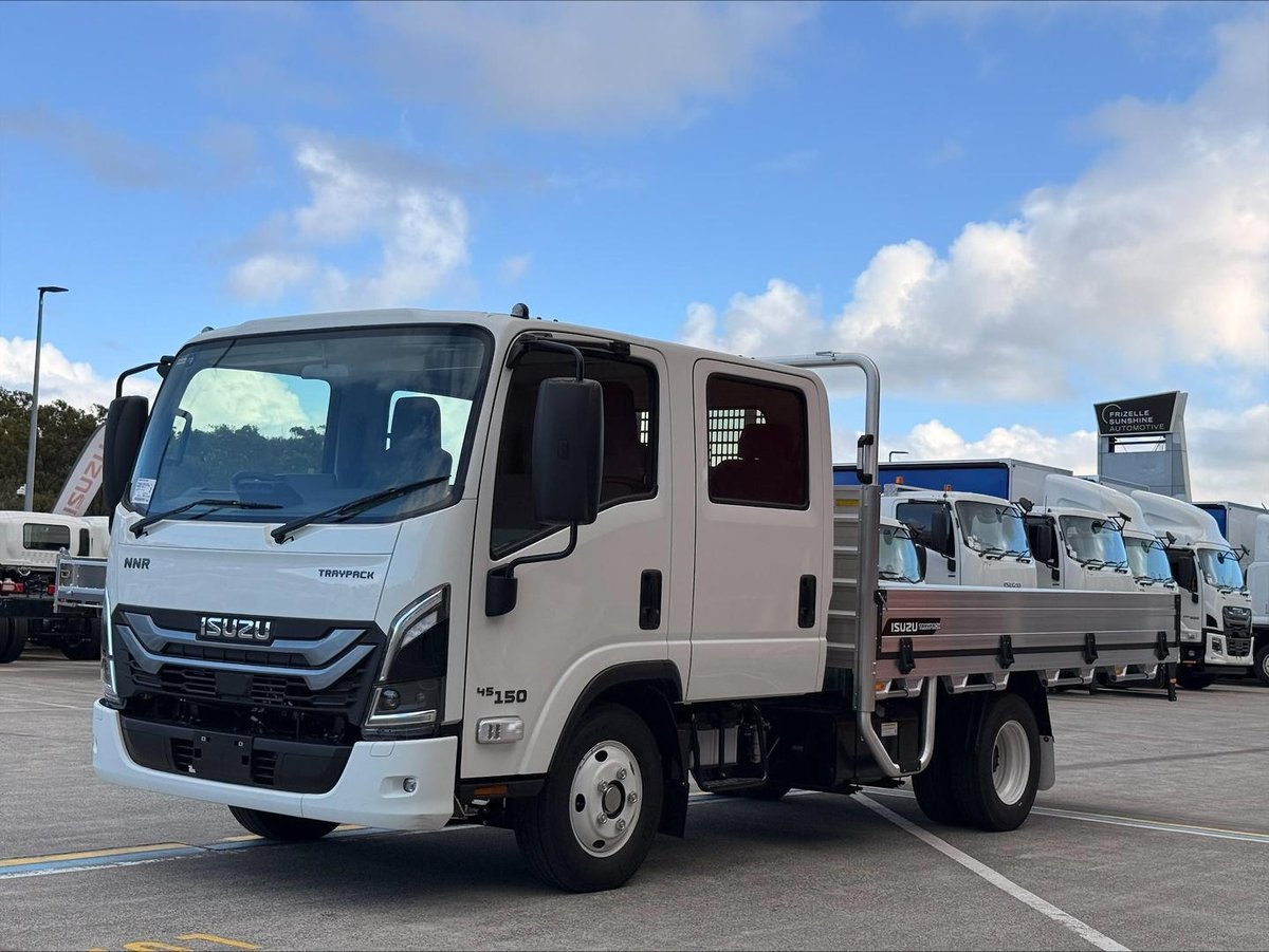 2026 Isuzu N Series image 3