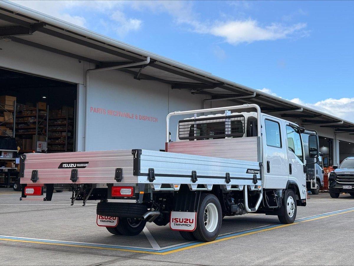 2026 Isuzu N Series image 7