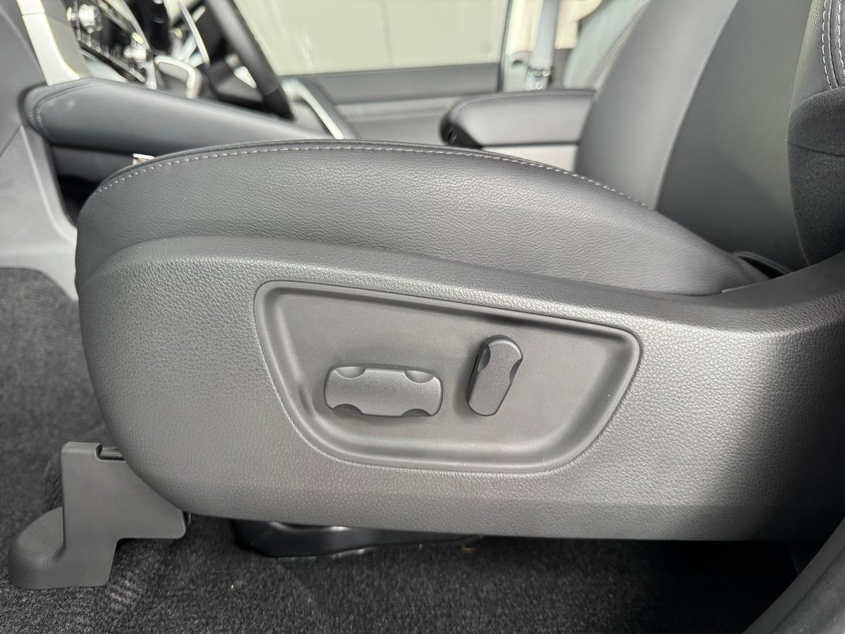2025 Mitsubishi Pajero Sport GLS QG MY25 4X4 Dual Range image 18