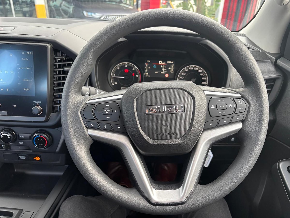 2025 Isuzu D-MAX SX High Ride MY24 4x2 image 19