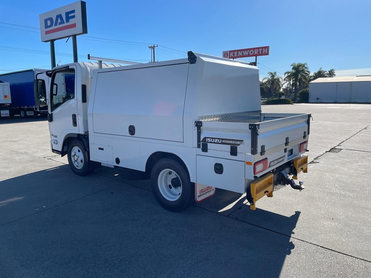 2026 Isuzu N Series image 5