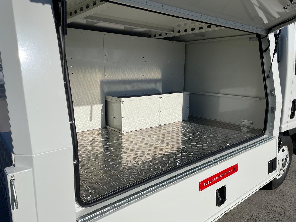 2026 Isuzu N Series image 14