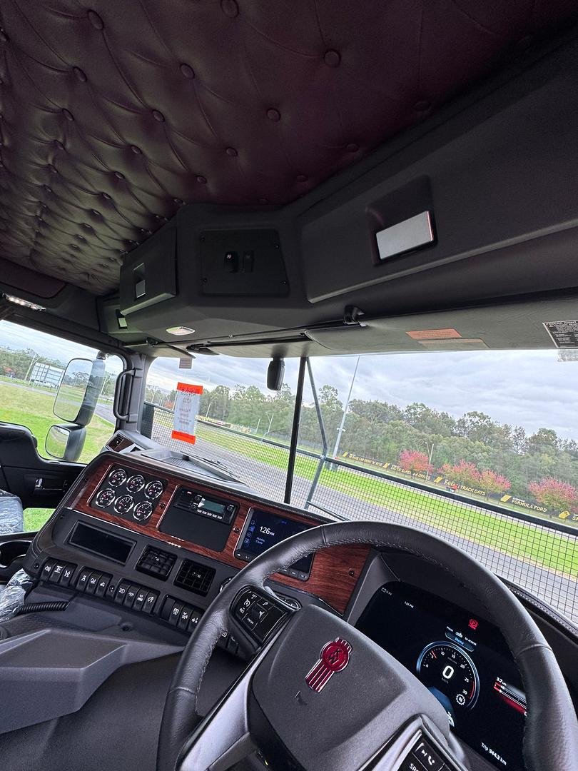 2026 Kenworth K220 image 14