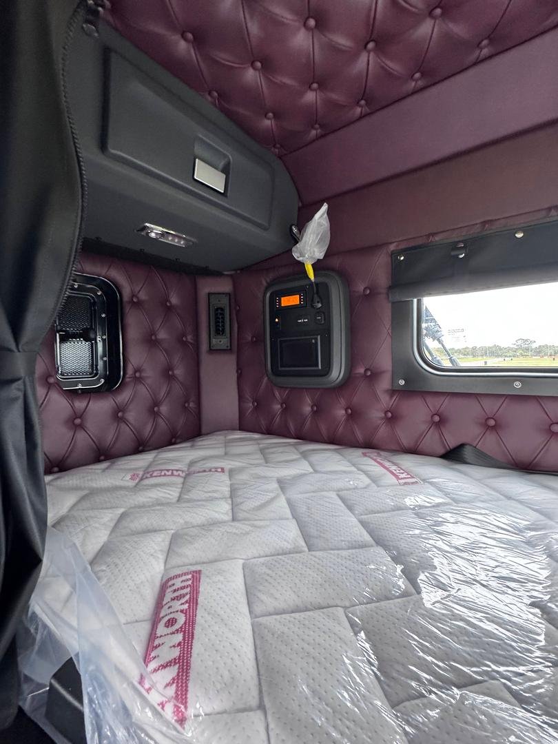 2026 Kenworth K220 image 17