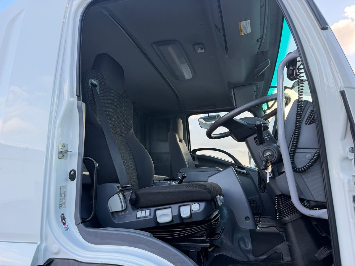 2022 Isuzu F Series FXZ240-350 image 18