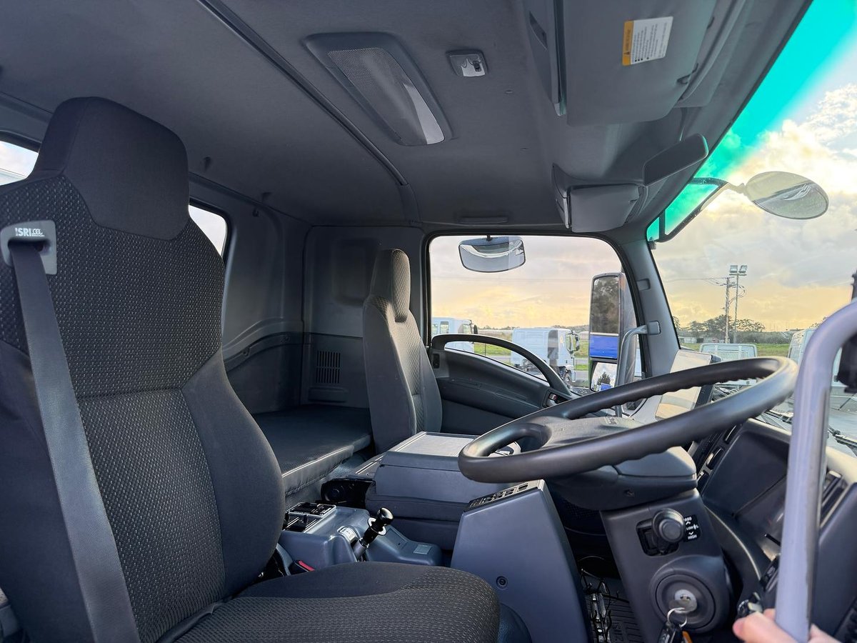2022 Isuzu F Series FXZ240-350 image 19