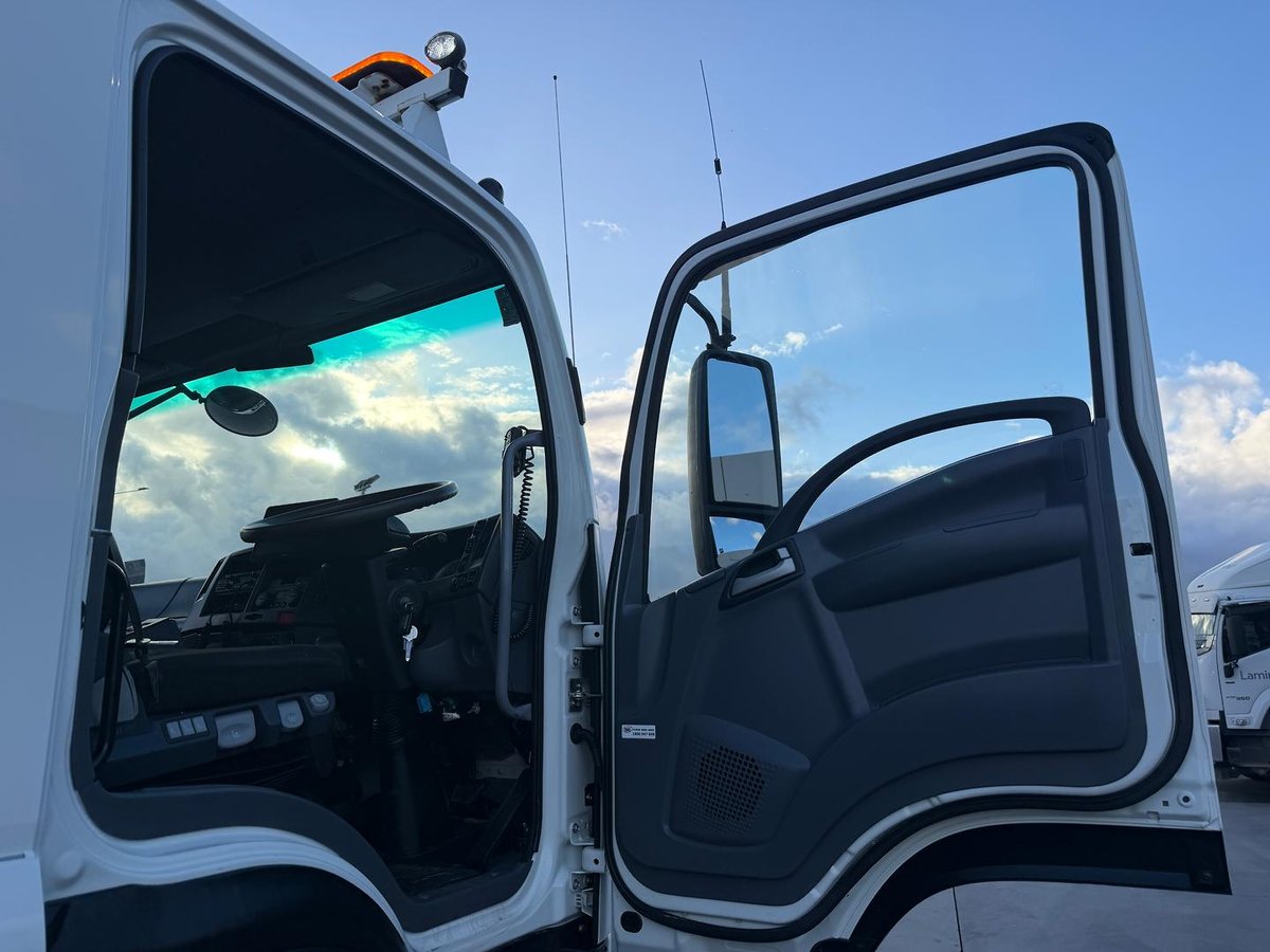 2022 Isuzu F Series FXZ240-350 image 17