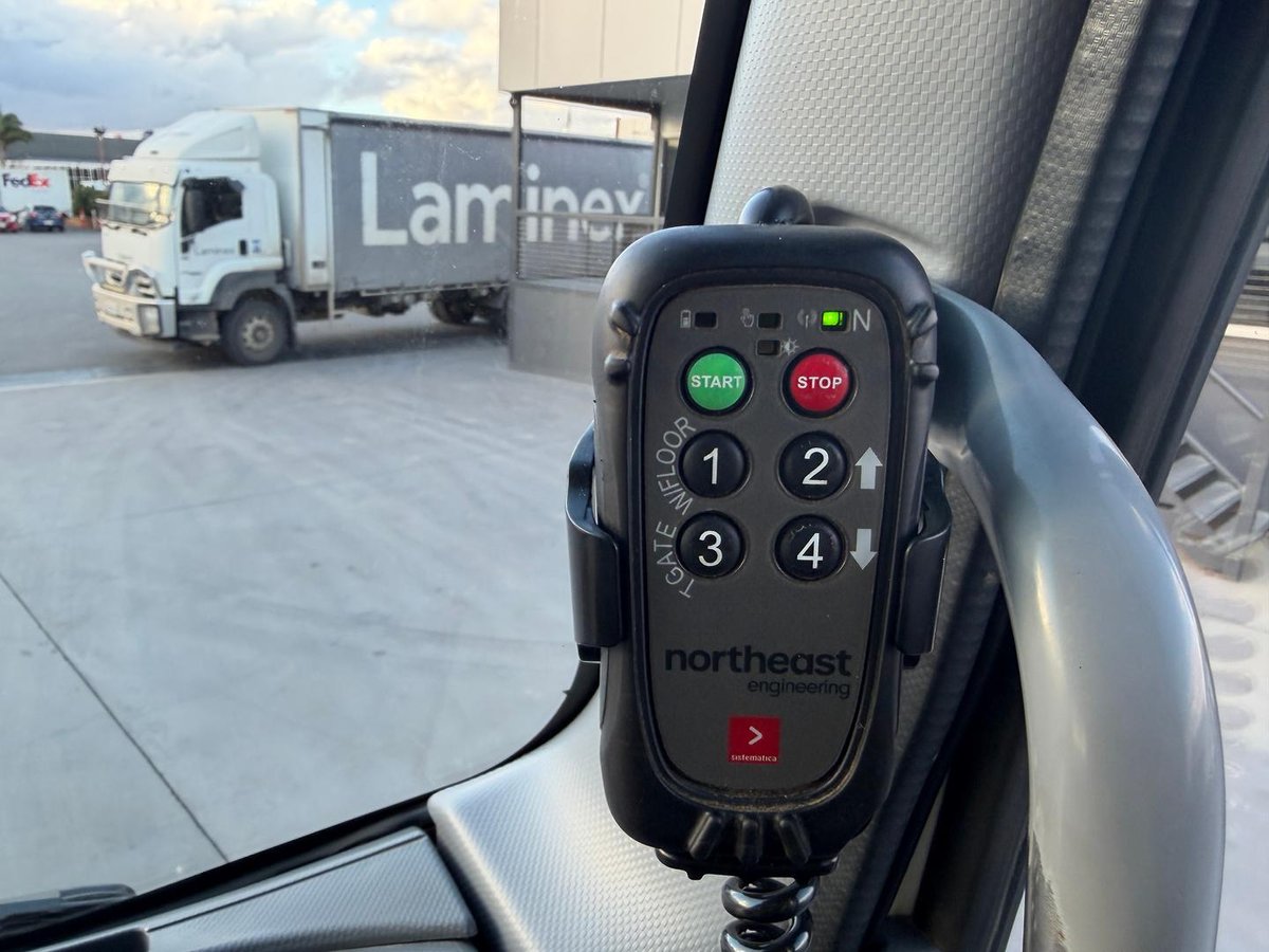 2022 Isuzu F Series FXZ240-350 image 22