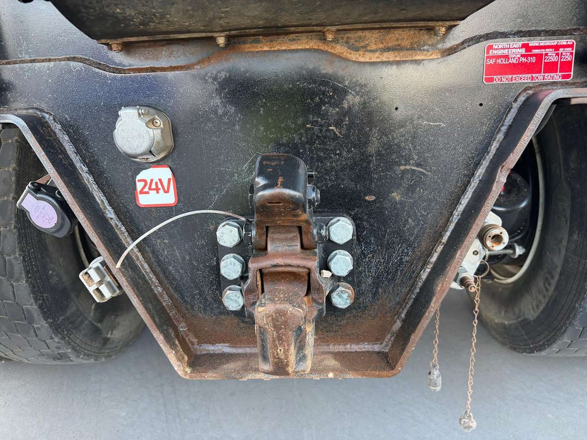 2022 Isuzu F Series FXZ240-350 image 15