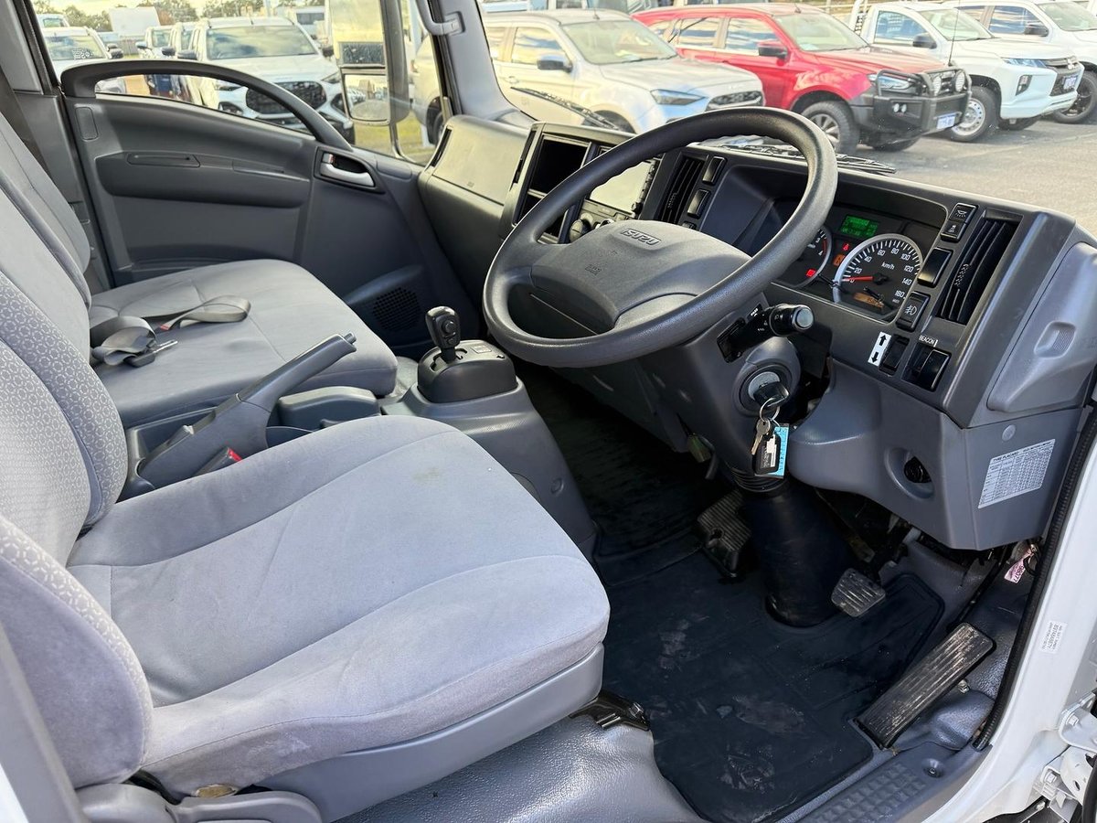 2019 Isuzu N Series NQR 87/80-190 image 22