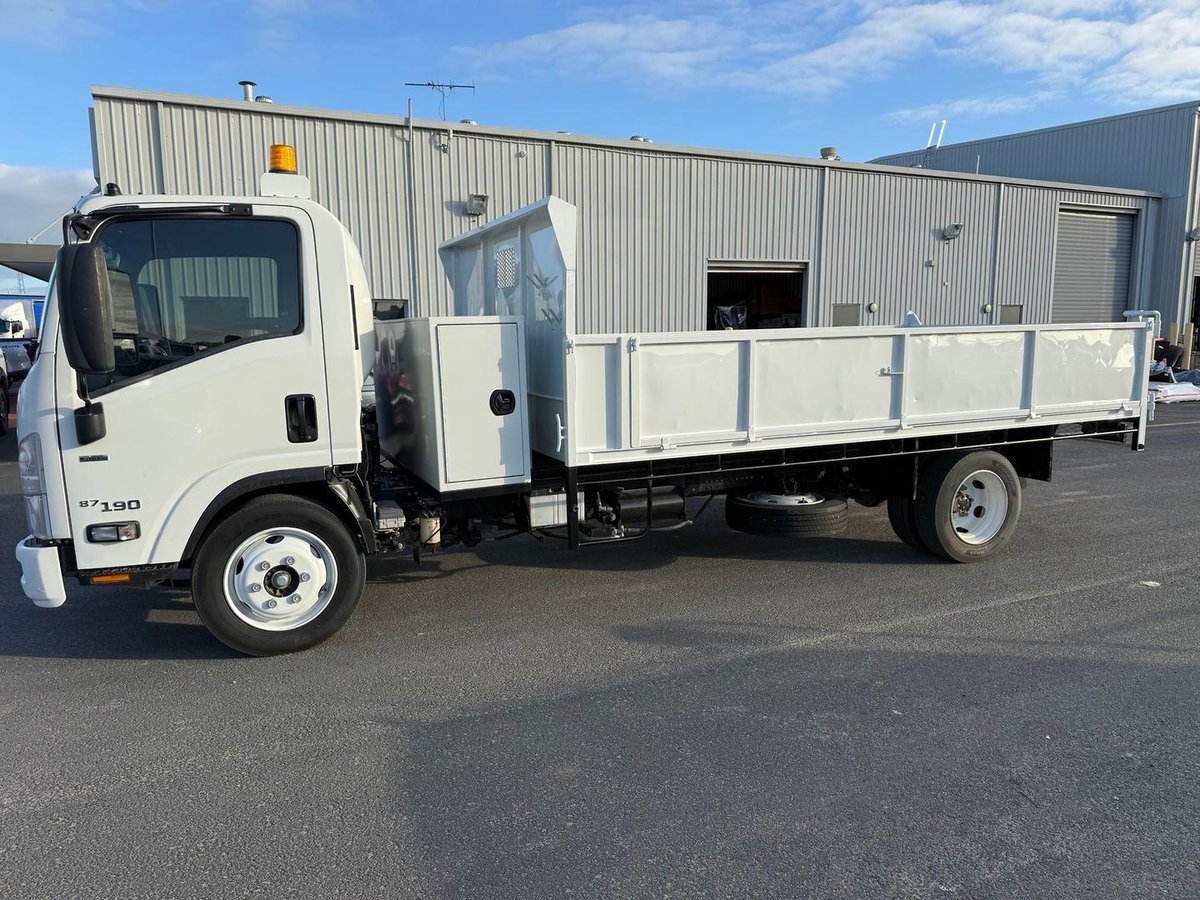 2019 Isuzu N Series NQR 87/80-190 image 16