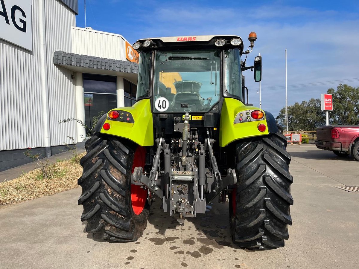 CLAAS Arion 430 Cab Tractor image 6