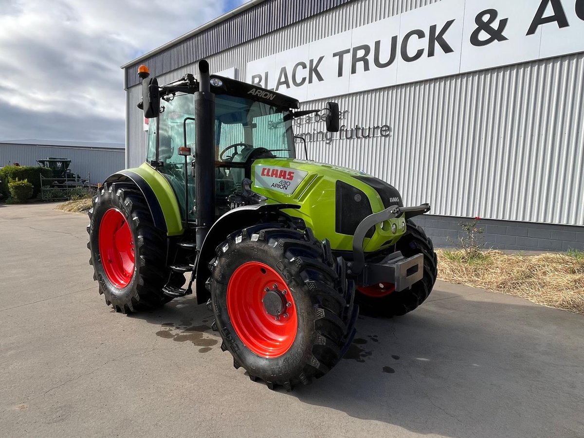 CLAAS Arion 430 Cab Tractor image 4
