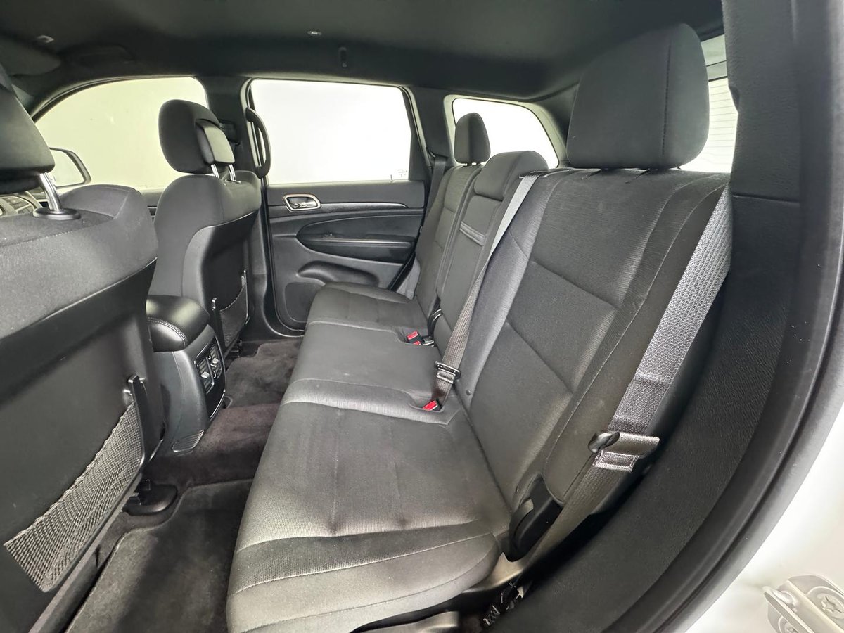 2017 Jeep Grand Cherokee Laredo WK MY17 4X4 Dual Range image 12