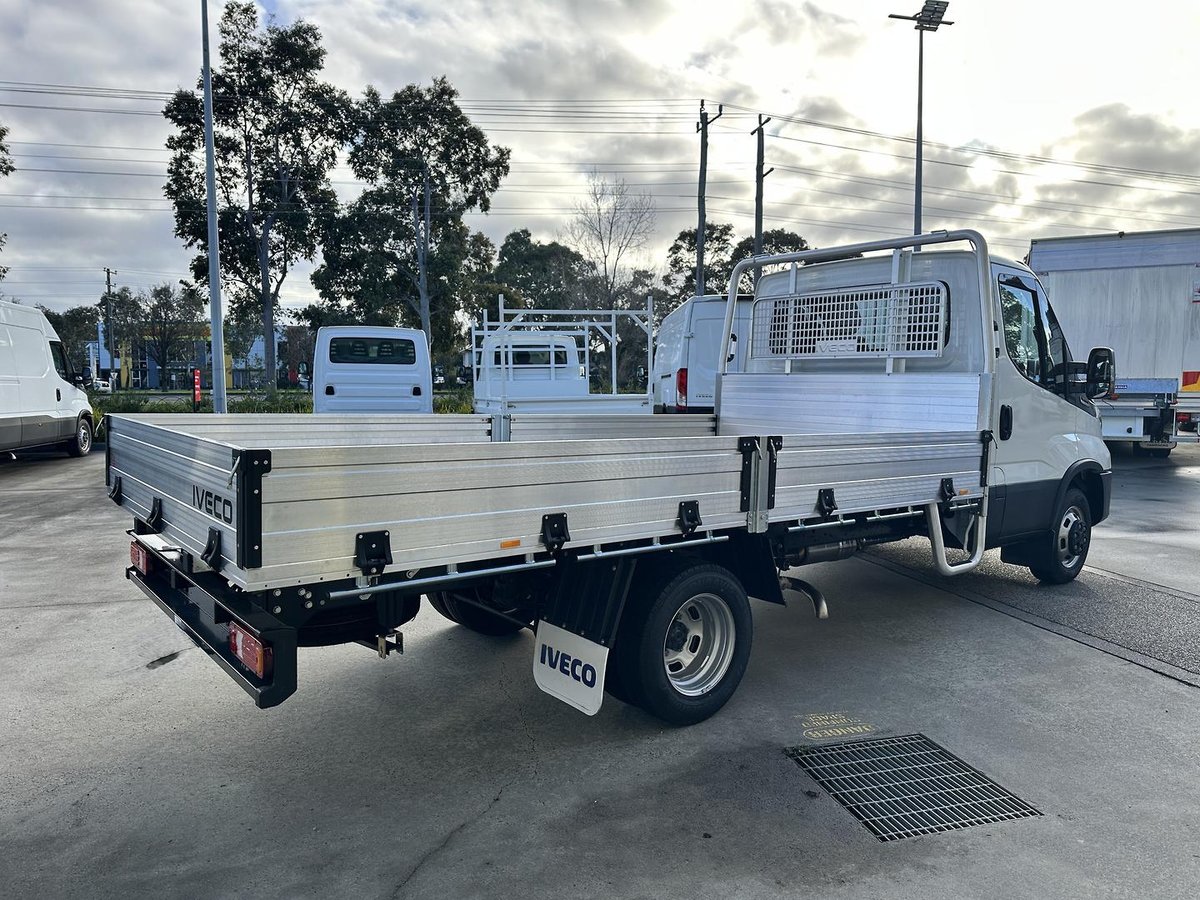 2026 Iveco Daily 45C18 Tradie Made image 6