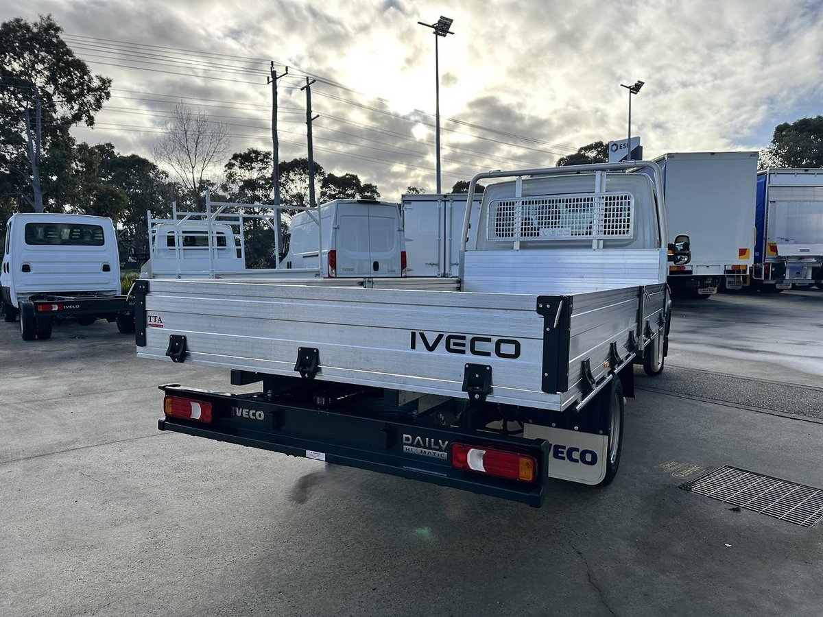 2026 Iveco Daily 45C18 Tradie Made image 7