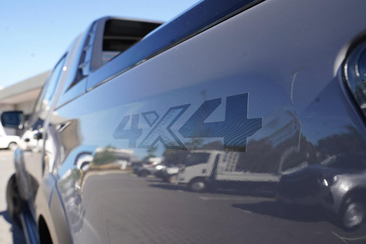 2025 Isuzu D-MAX X-TERRAIN MY25.5 4X4 Dual Range image 12
