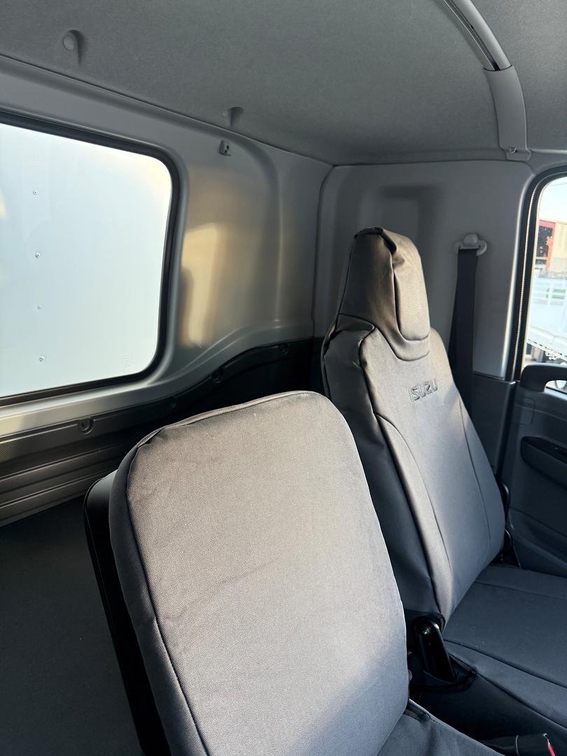 2025 Isuzu F Series FVL 260-300 AT R67 image 39