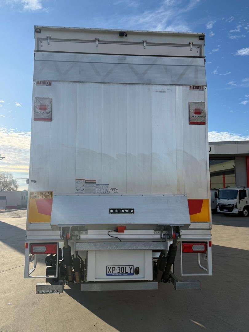 2025 Isuzu F Series FVL 260-300 AT R67 image 17