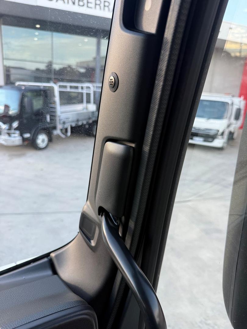2025 Isuzu F Series FVL 260-300 AT R67 image 32