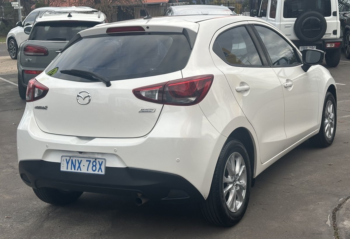 2019 Mazda 2 Maxx DJ Series image 12