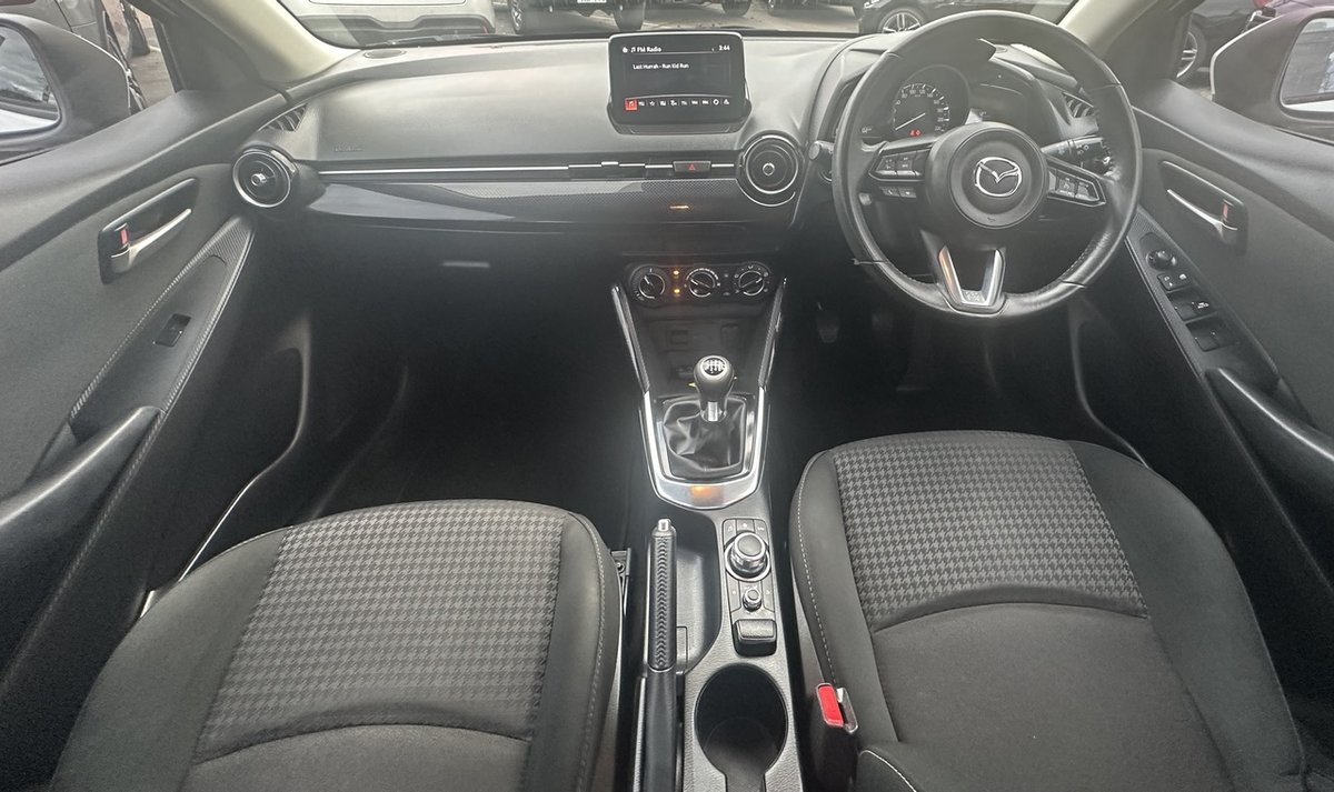 2019 Mazda 2 Maxx DJ Series image 13