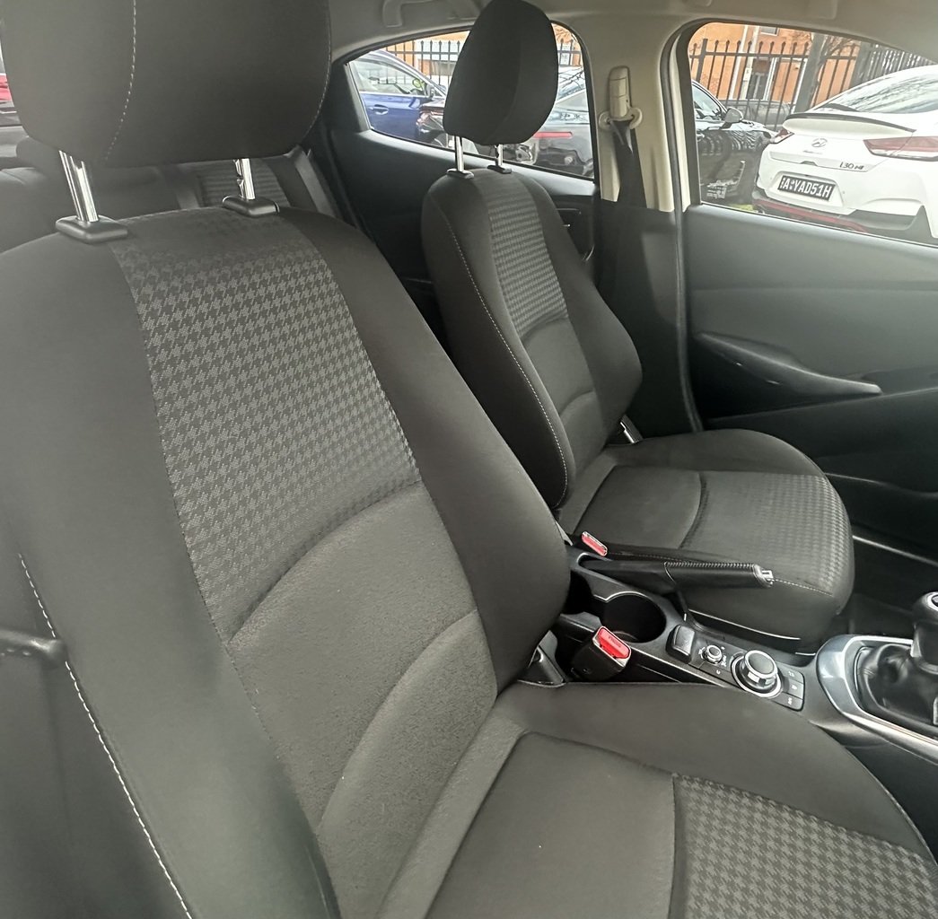 2019 Mazda 2 Maxx DJ Series image 19