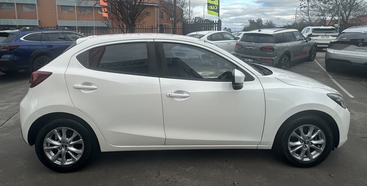 2019 Mazda 2 Maxx DJ Series image 7