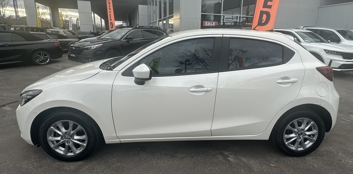 2019 Mazda 2 Maxx DJ Series image 8