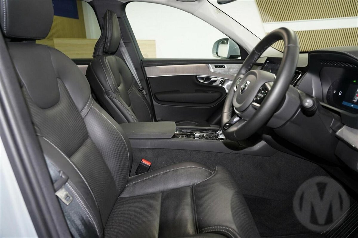 2025 Volvo XC90 Ultra B5 Bright MY25 AWD image 10