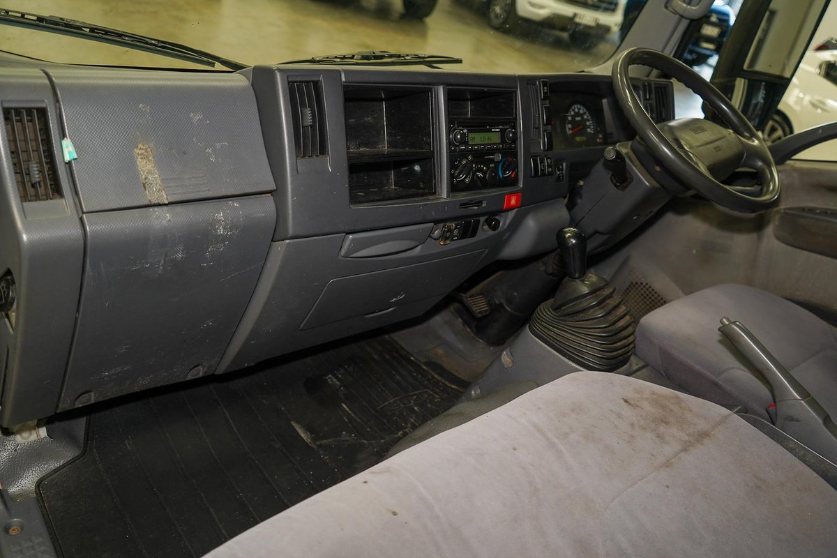 2008 Isuzu N Series Nlr 200 image 7