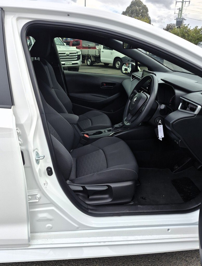 2021 Toyota Corolla image 10