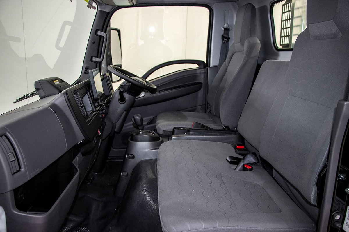 2026 Isuzu N Series NNR 45-150 DT D34 Traypack image 9