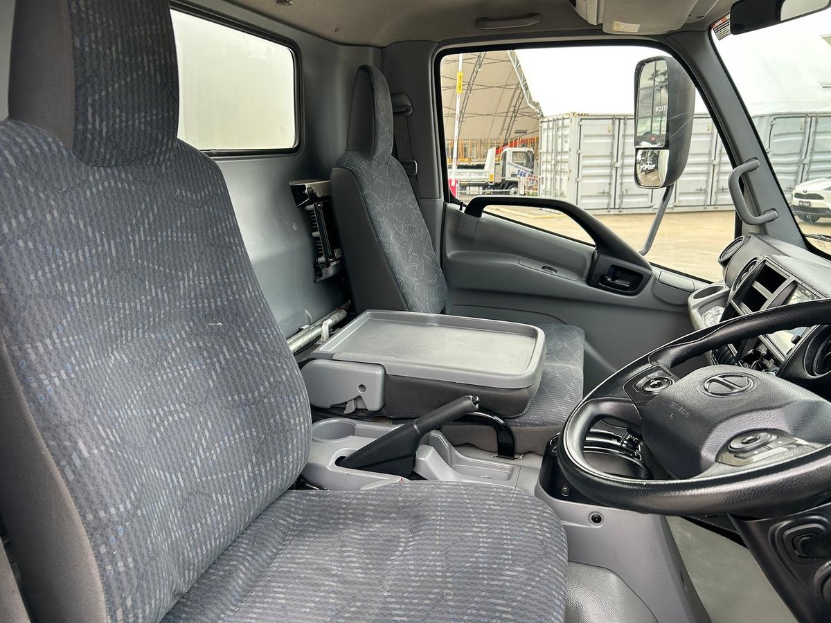 2021 Hino 300 Series 616 image 13
