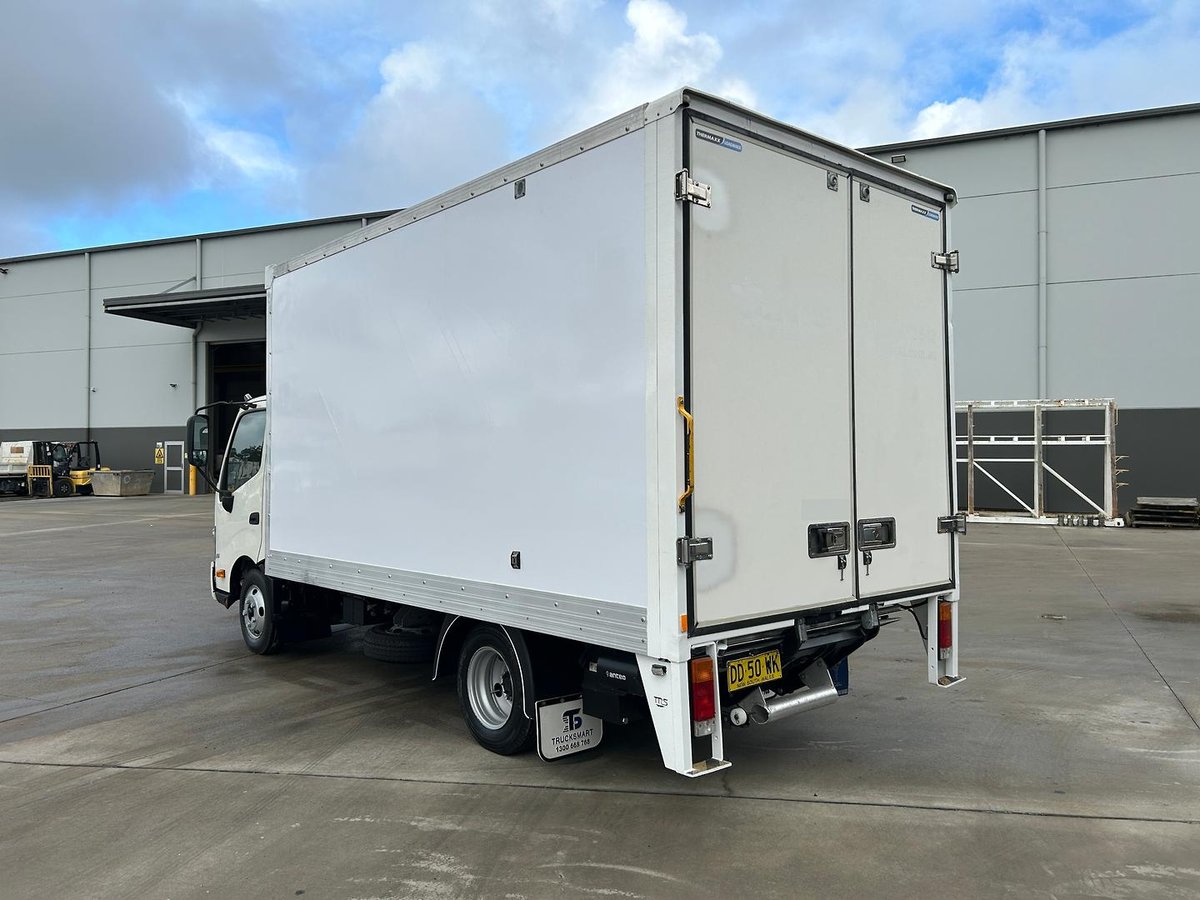 2021 Hino 300 Series 616 image 6