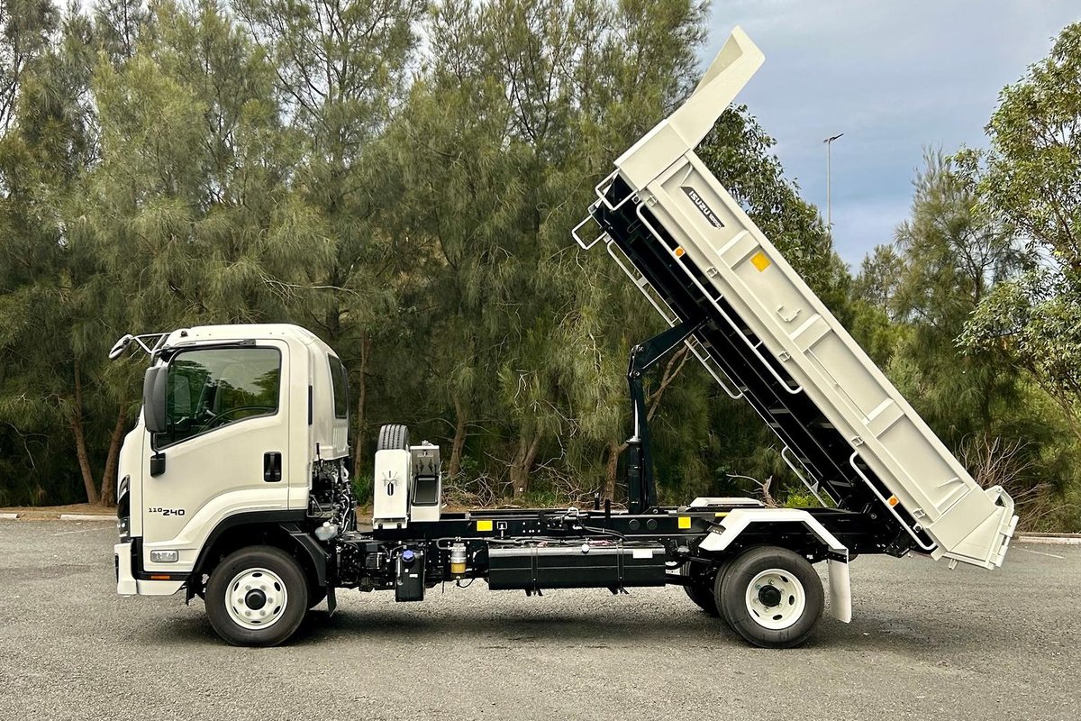 2026 Isuzu F Series Frr 110-240 Am R41 Tipper image 17
