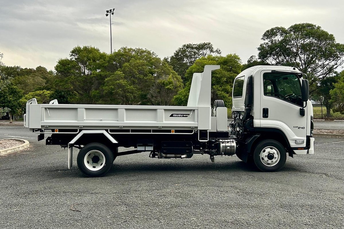 2026 Isuzu F Series FRR 110-240 AM R41 Tipper image 4