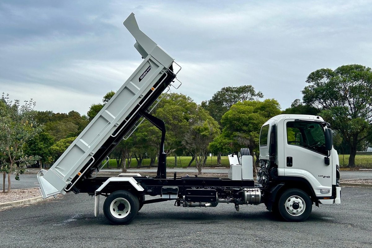 2026 Isuzu F Series Frr 110-240 Am R41 Tipper image 13