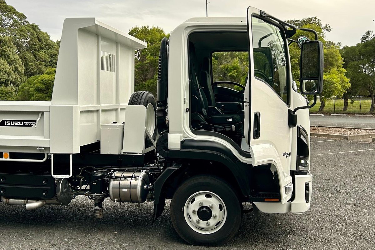 2026 Isuzu F Series Frr 110-240 Am R41 Tipper image 22
