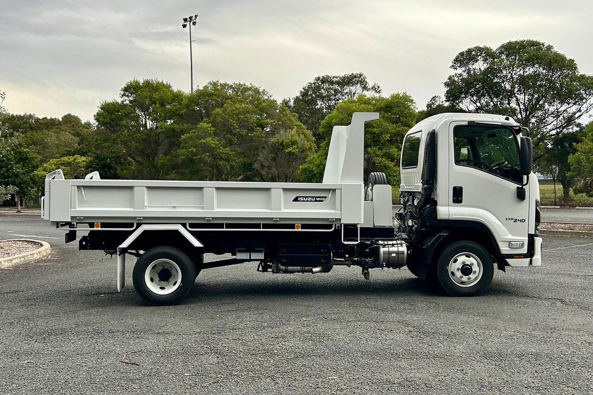 2026 Isuzu F Series FRR 110-240 AM R41 Tipper image 4