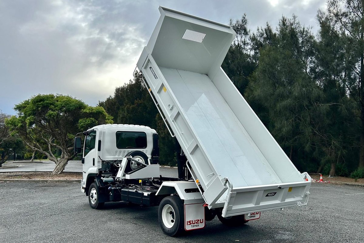 2026 Isuzu F Series Frr 110-240 Am R41 Tipper image 16